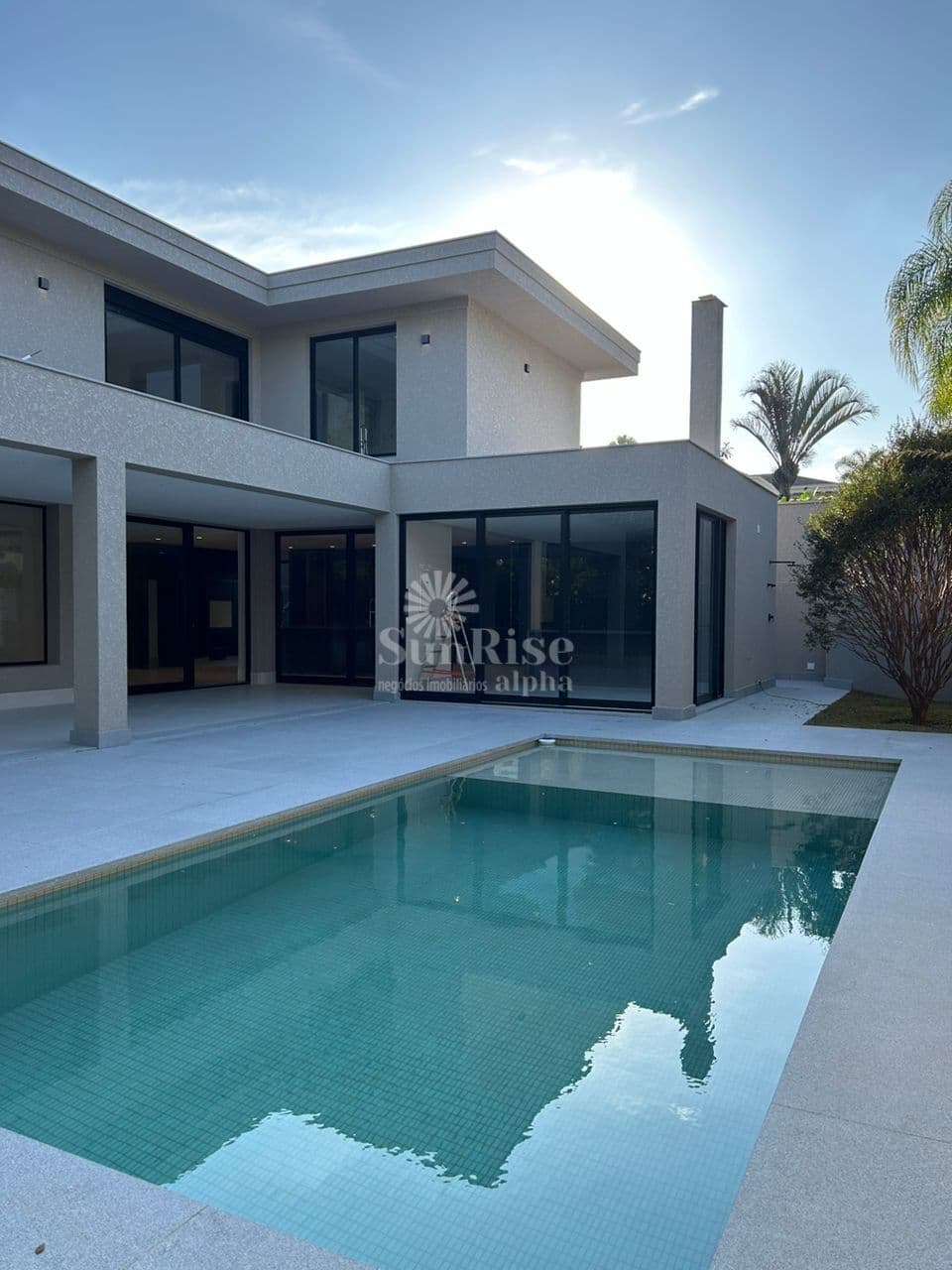 Casa à venda em Alphaville, com 4 quartos e 3 vagas 640m² R$10.800.000 18 do Forte - Santana de Parnaíba/SP