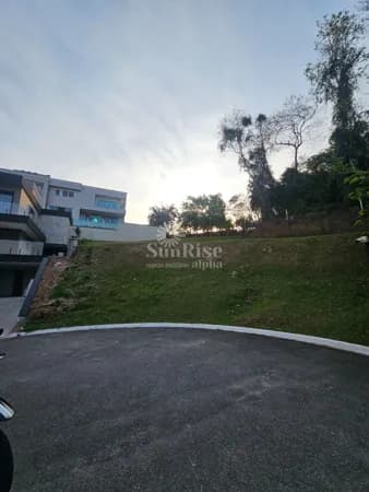 Terreno à venda em Valville | 330m² - R$690.000 | Santana de Parnaíba/SP