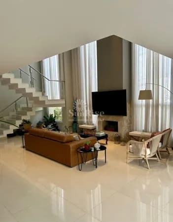 Casa à venda e locação em Alphaville com 5 quartos e 4 vagas 340m² por R$ 3.900.000 Gênesis I - Santana de Parnaíba/SP
