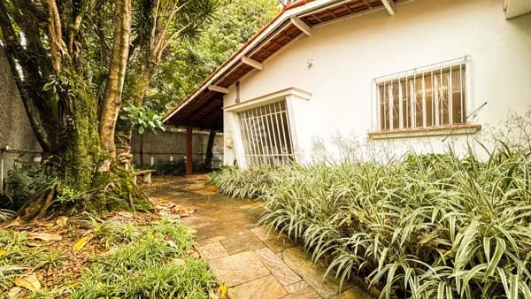 Casa de esquina para alugar com 350m² Residencial ou Comercial - Vila Clementino - São Paulo/SP