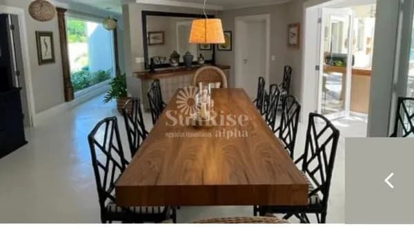 Casa Alto Padrão á venda em terreno com 2.000m² com 9 suítes - Guarujá- SP