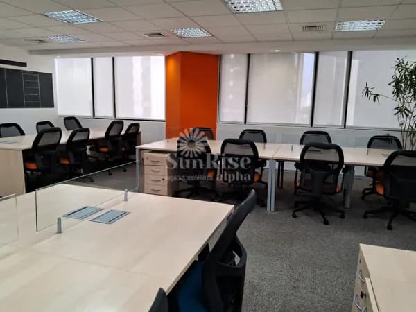 Laje corporativa à venda na região da Berrini | TOTALMENTE MOBILIADA - 442m² - 10 vagas - R$3.200.000, - Apenas R$7.200,/m² | R. Geraldo F. Gomes - Itaim Bibi, São Paulo/SP