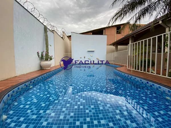 Casa em Passos - Jardim Embratel