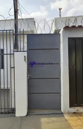 Casa em Passos - Centro