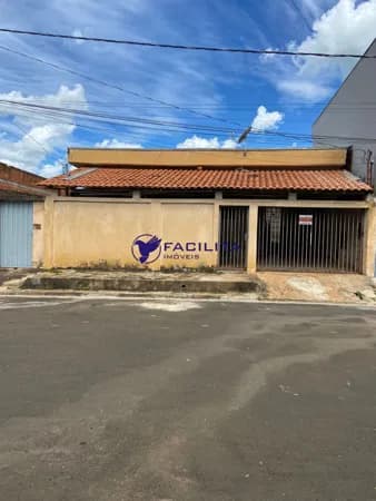 Casa em Casarão, Passos/MG