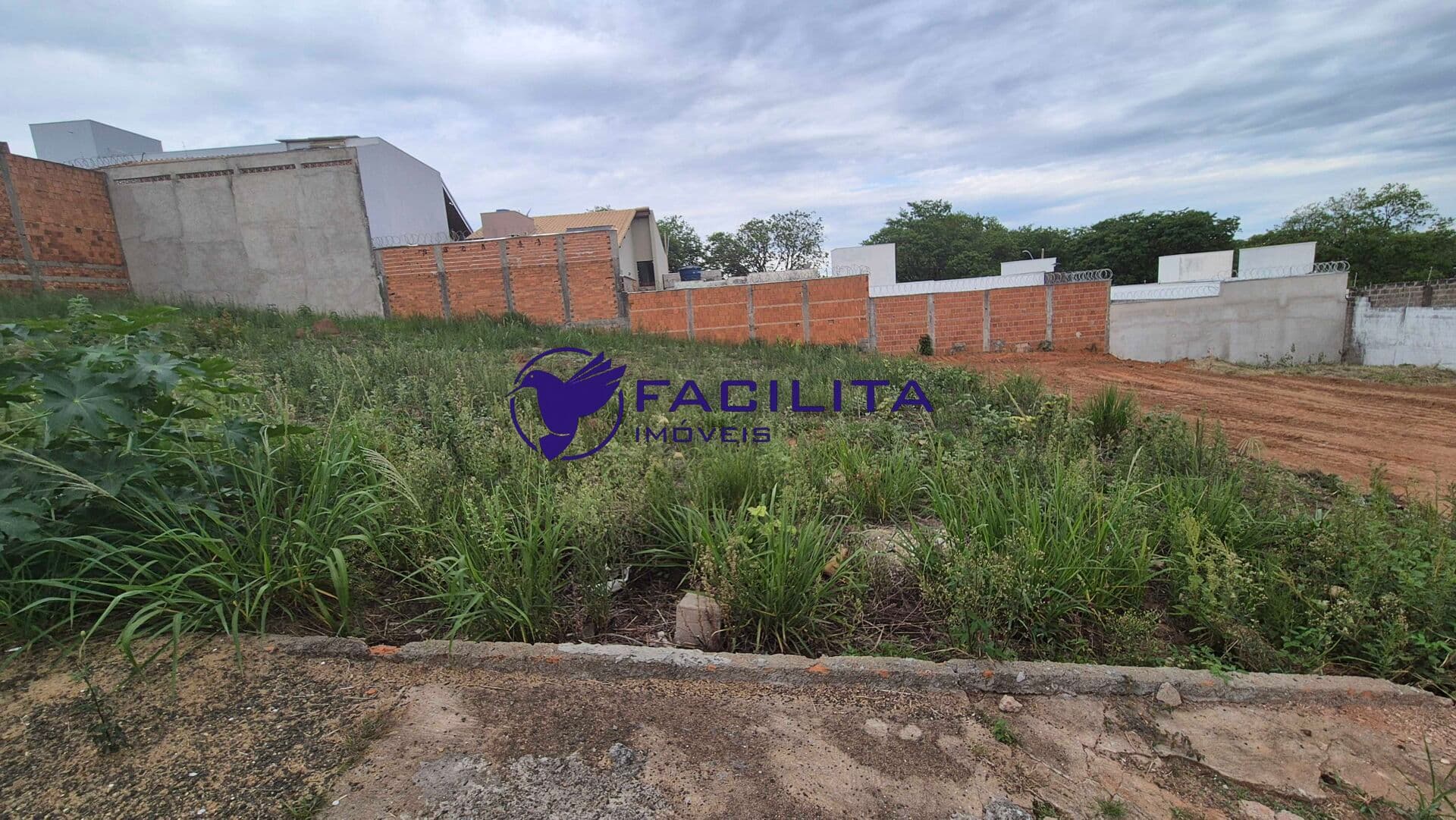 Lote/Terreno em Passos - Parque das Aroeiras