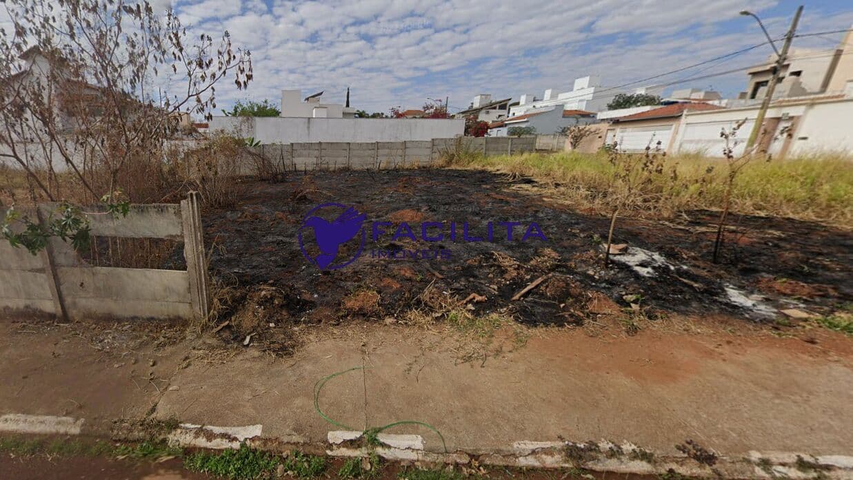 Lote/Terreno em Passos - Jardim Cidade