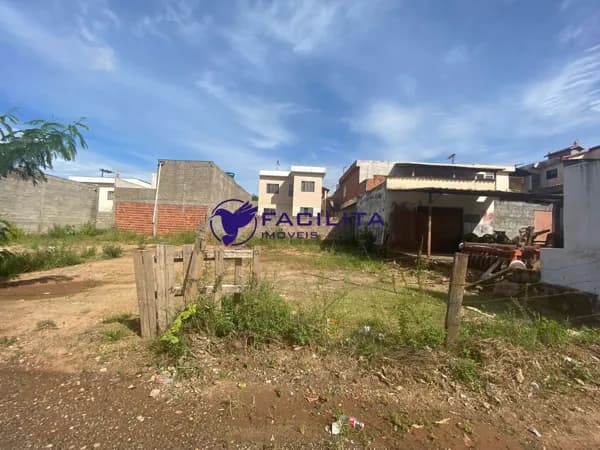 Lote/Terreno em Passos - Jardim Santa Luzia