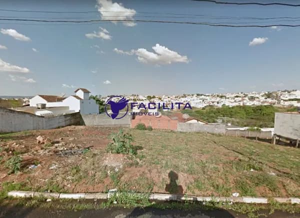 Lote/Terreno em Passos - Jardim Vila Rica