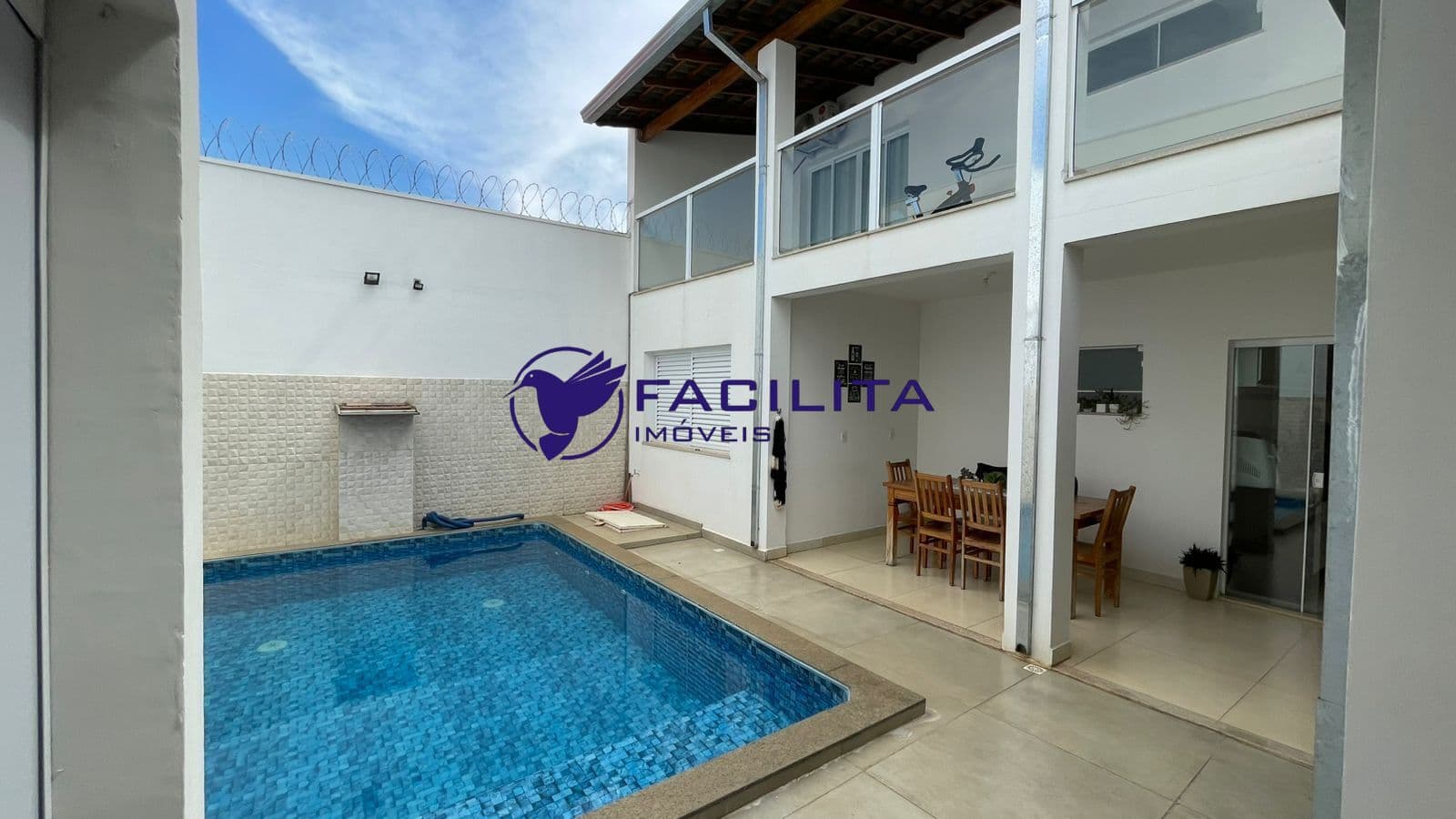 Casa em Passos - Parque das Aroeiras