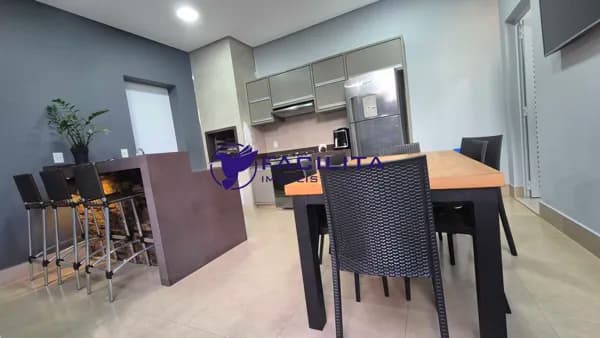 Casa em Passos - Vila Rica