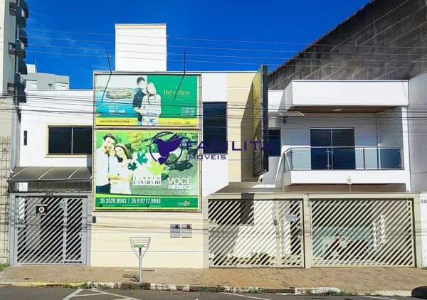 Casa em Passos - Centro