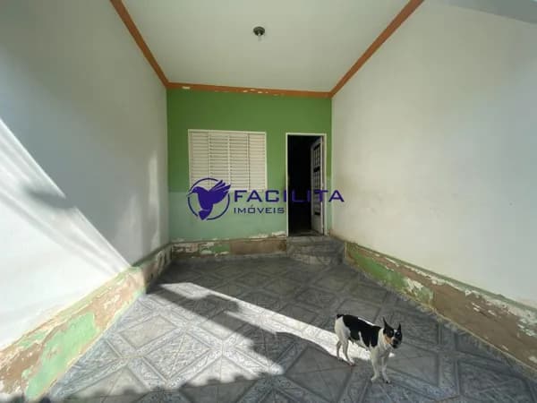 Casa em Passos - Santa Luzia