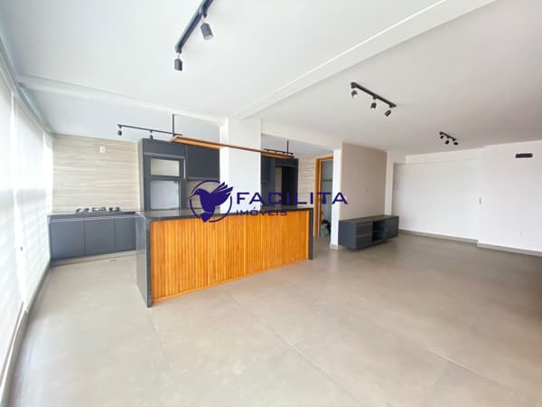 Apartamento em Passos - Centro