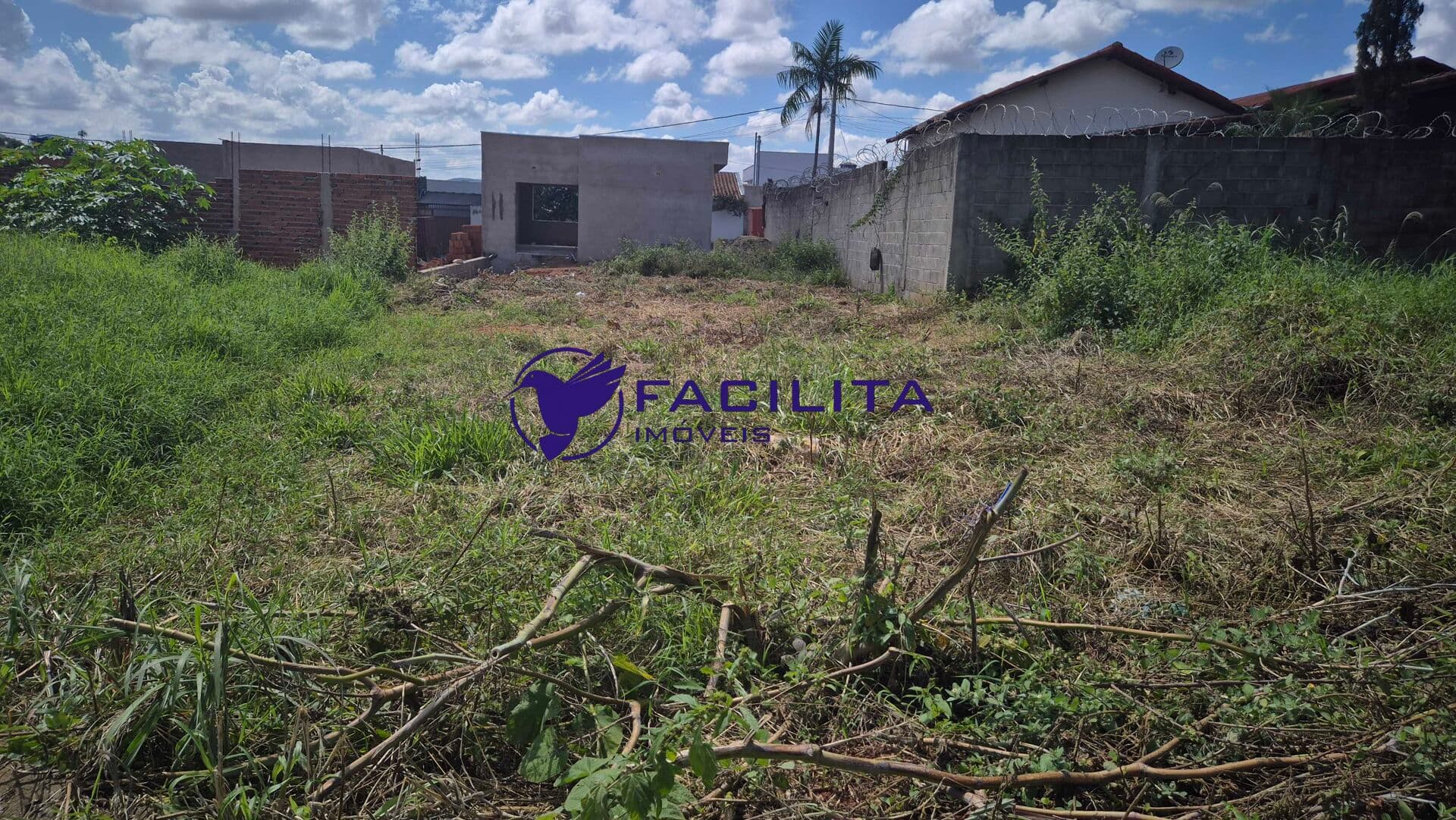Lote/Terreno em Passos - Jardim Florença