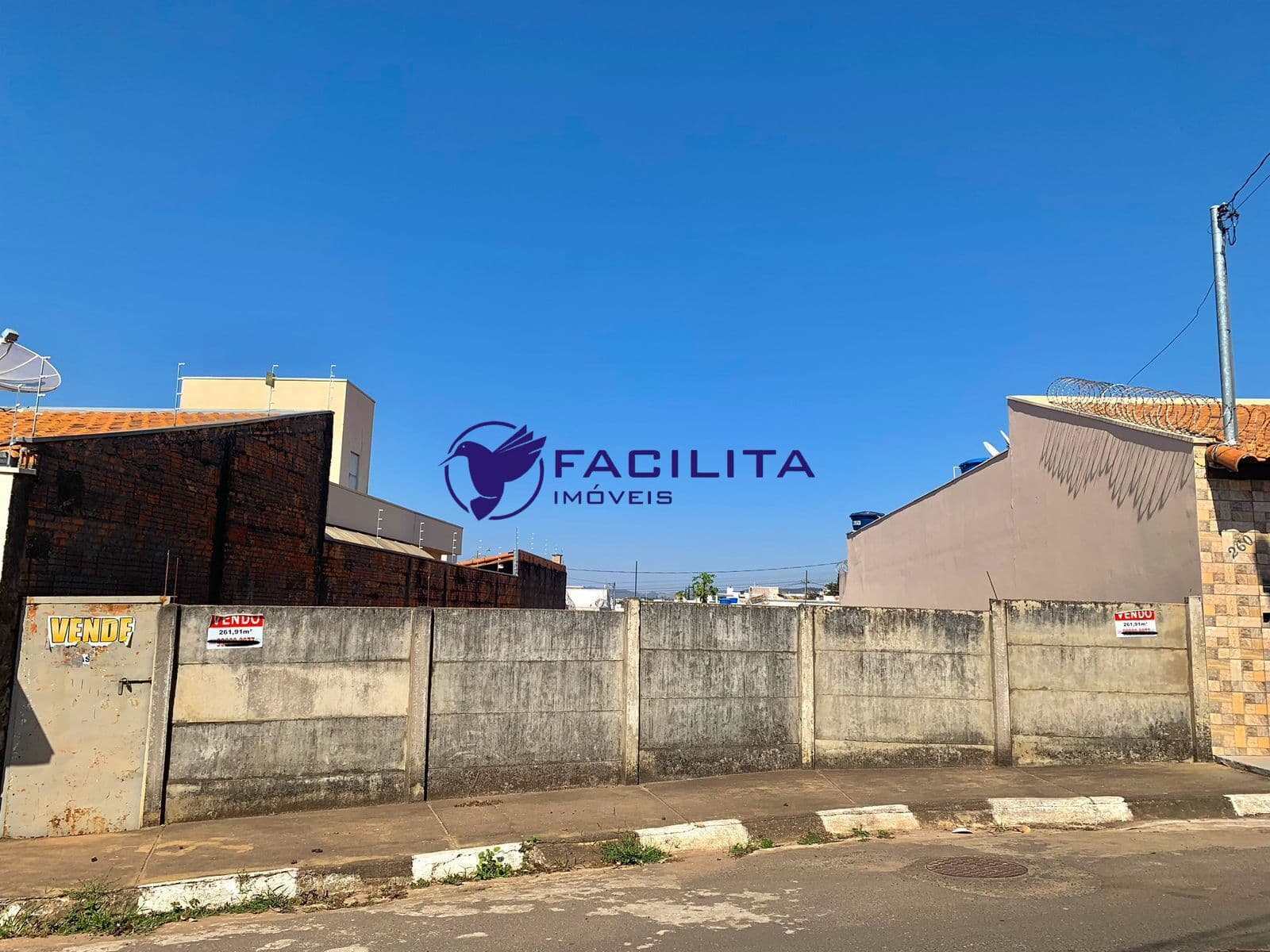 Lote/Terreno em Passos - Aclimação