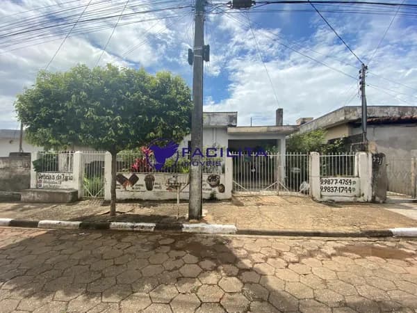 Casa em Passos - Jardim Santa Luzia