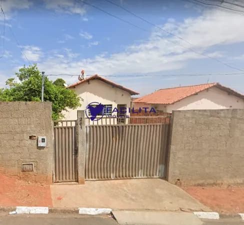 Casa em Passos - Nova Califórnia