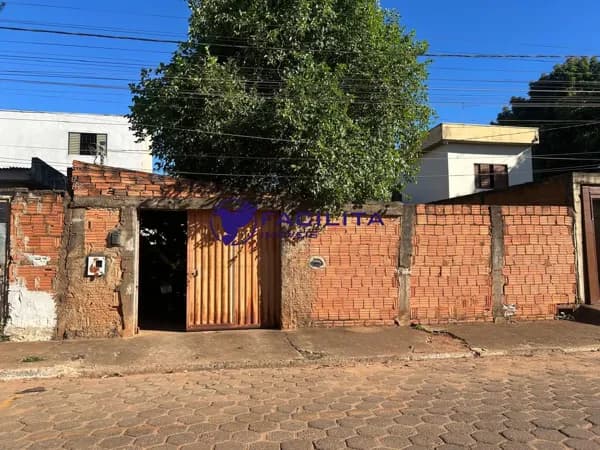 Casa em Passos - Jardim Santa Luzia
