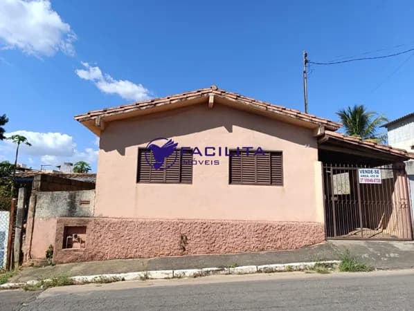 Casa em Capitólio - Centro