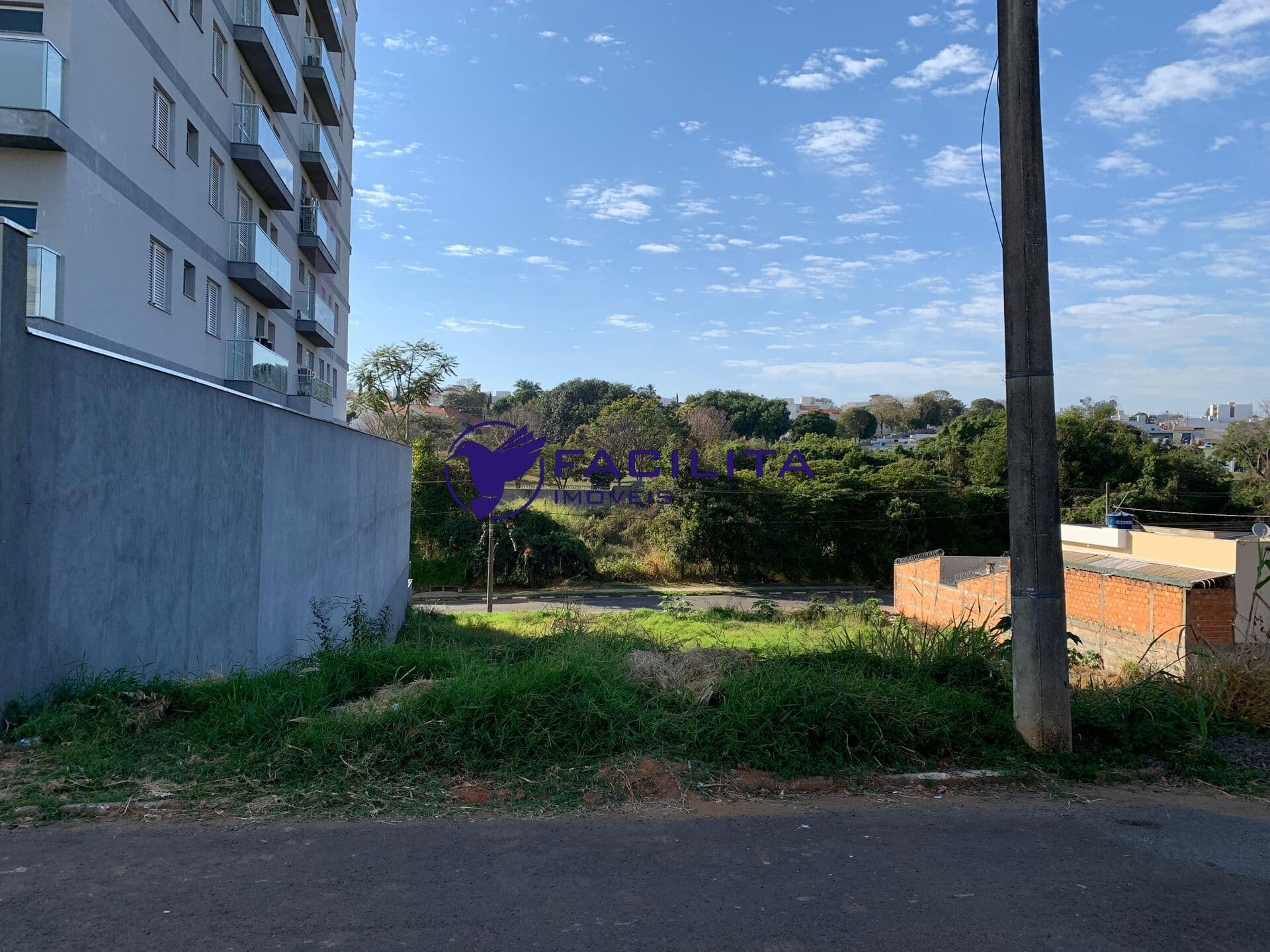 Lote/Terreno em Passos - Vila Rica