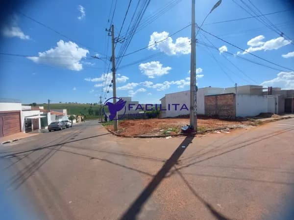 Lote/Terreno em Passos - Jardim Canadá II