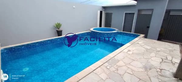 Casa em Passos - Flamboyant