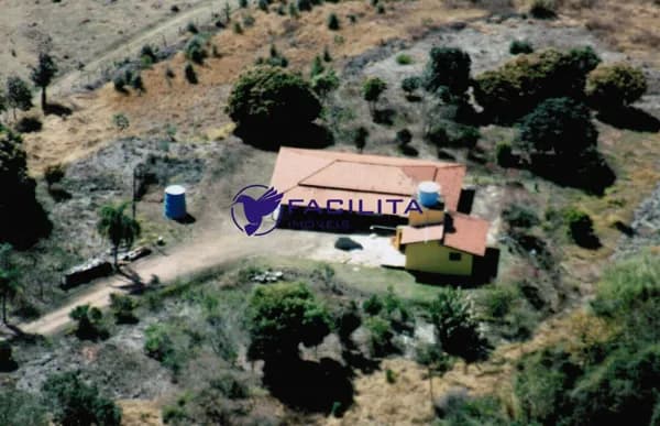 Fazenda/Sítios/Chácaras em Jacuí - Centro