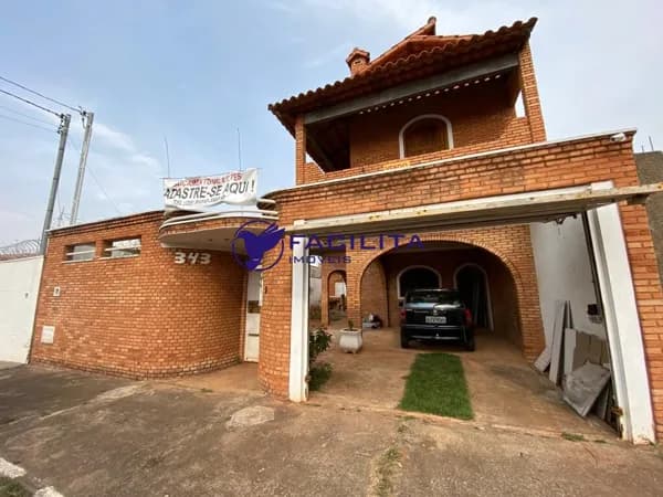 Casa em Passos - Flamboyant