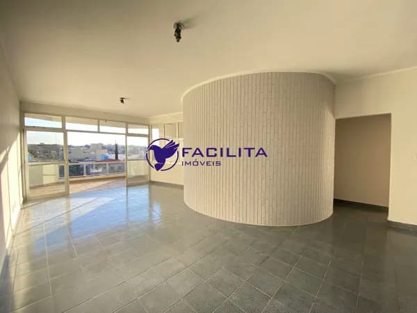 Apartamento em Passos - Centro