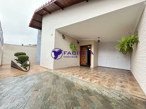 Casa em Passos - São Benedito