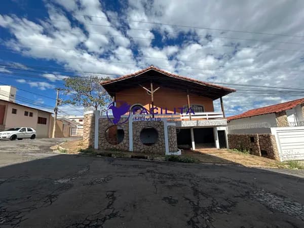 Casa em Passos - Centro