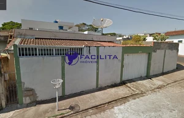 Casa em Passos - Cohab