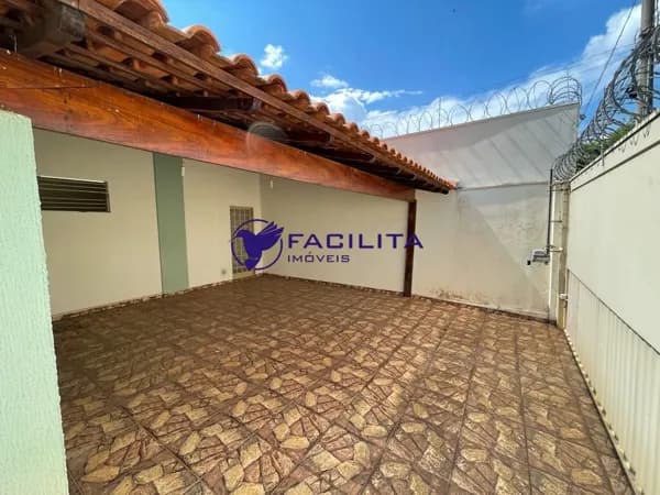 Casa em Passos - Jardim Cidade