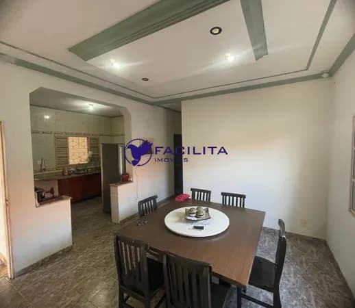 Casa em Passos - Jardim Itália