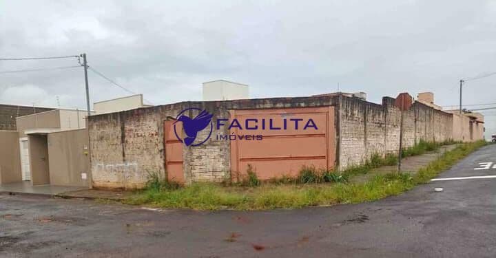 Lote/Terreno em Passos - Jardim Cidade