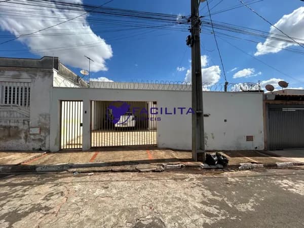 Casa em Califórnia, Passos/MG