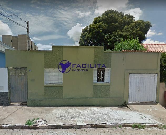 Casa em Passos - Centro