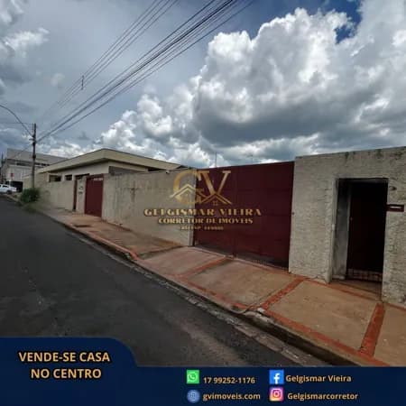 🏡VENDE-SE CASA NO CENTRO - BEBEDOURO - SP🏡