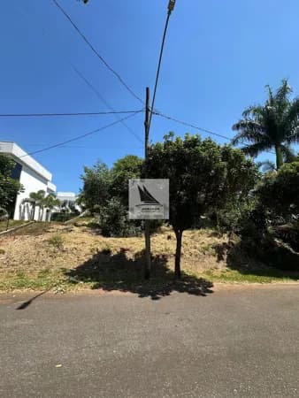 Excelente Terreno no Condomínio Serra dos Bandeirantes