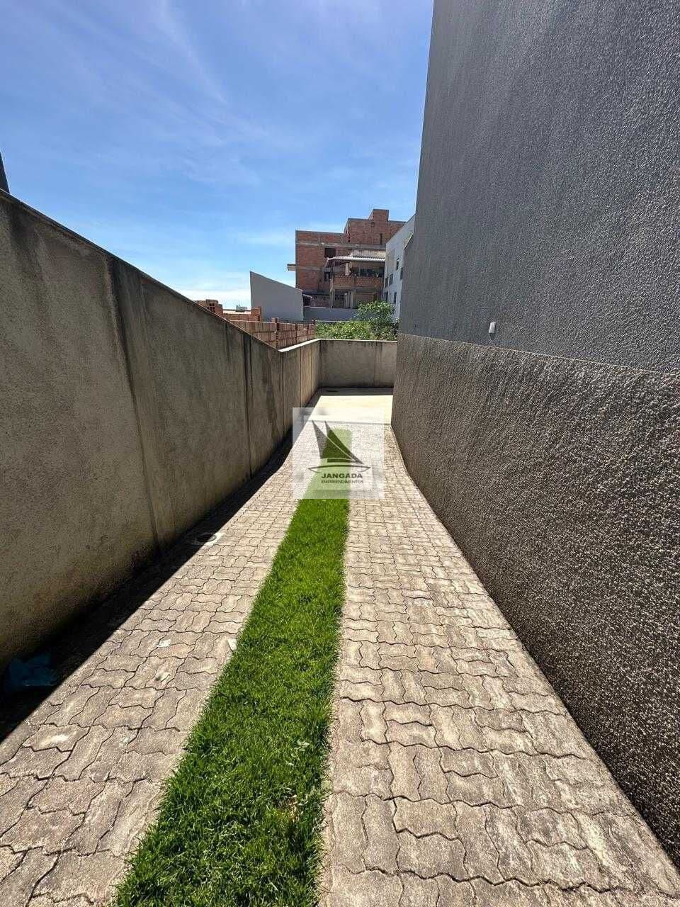 Casa Duplex Bairro Masterville Sarzedo