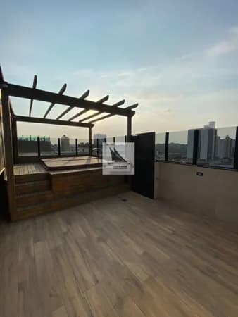 COBERTURA DE LUXO