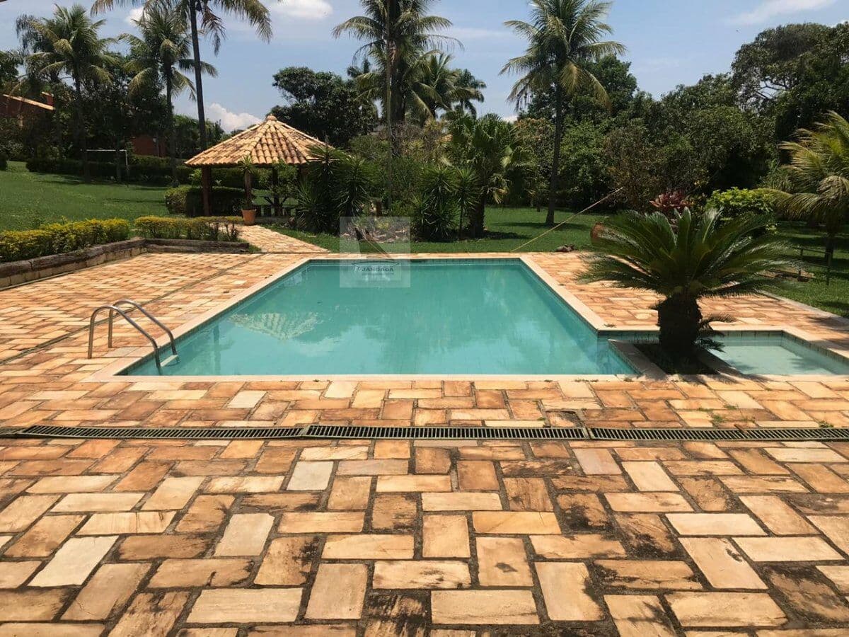 Casa em Condomínio para Venda em Quintas da Jangada Ibirité-MG