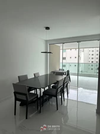 Apartamento Alto Padrão em Meia Praia, Itapema/SC