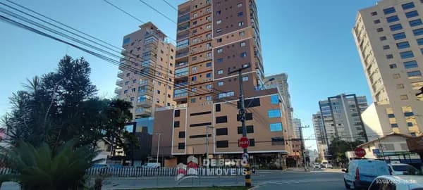 Apartamento em Itapema - Meia Praia