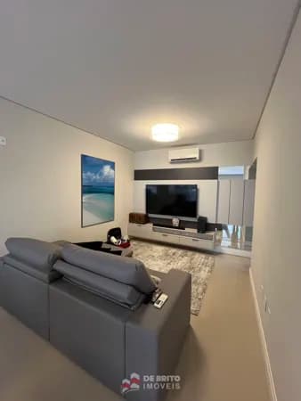 Apartamento em Meia Praia, Itapema/SC