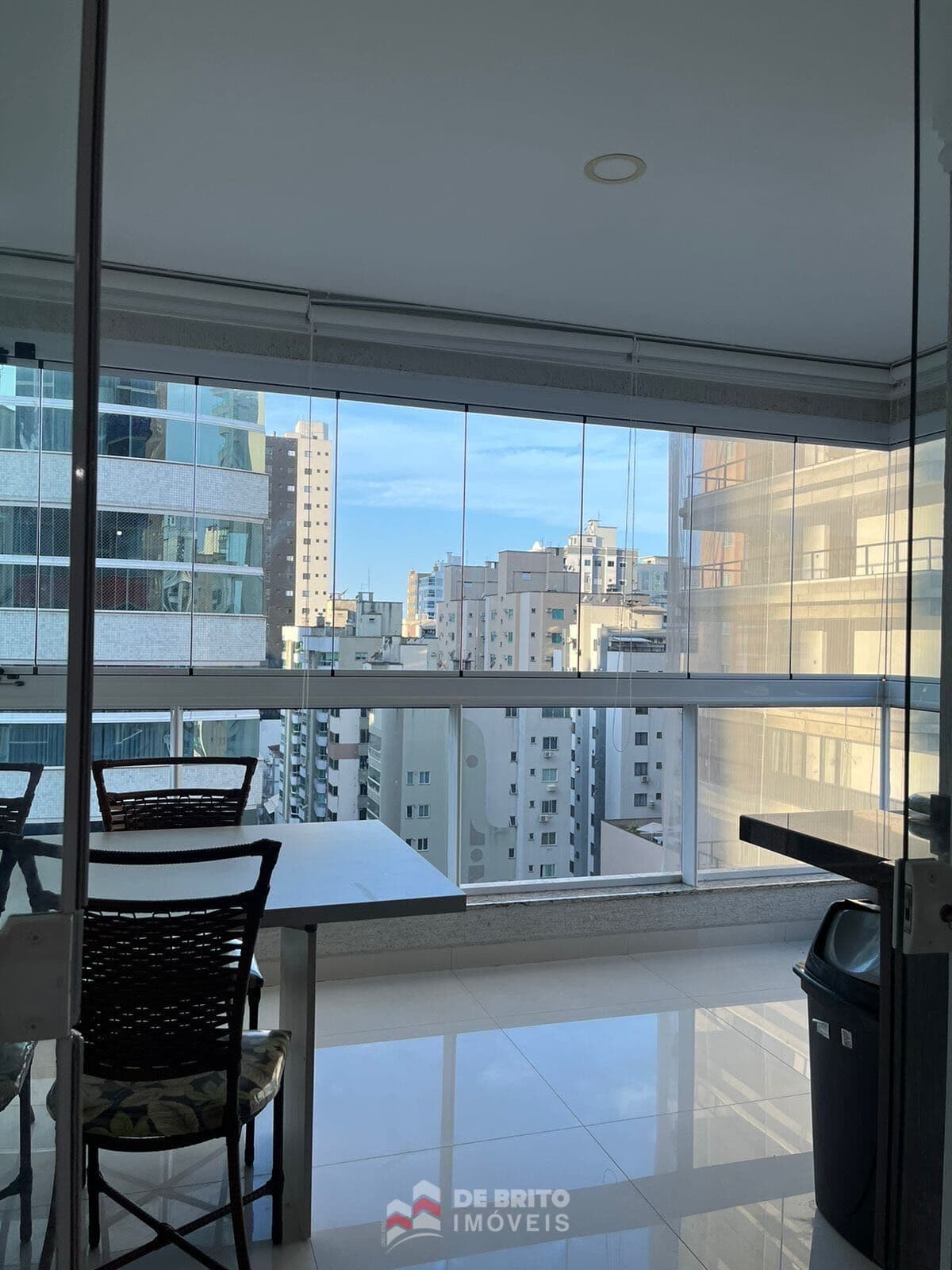 Apartamento em Itapema - Meia Praia