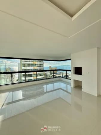 Apartamento Alto Padrão em Meia Praia, Itapema/SC