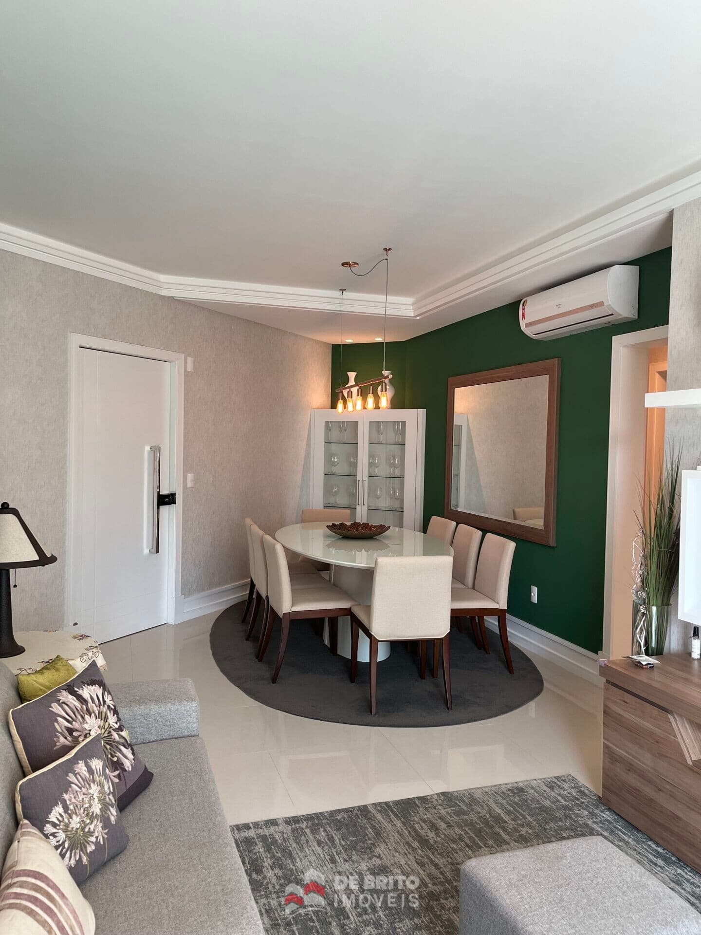 Apartamento em Itapema - Meia Praia