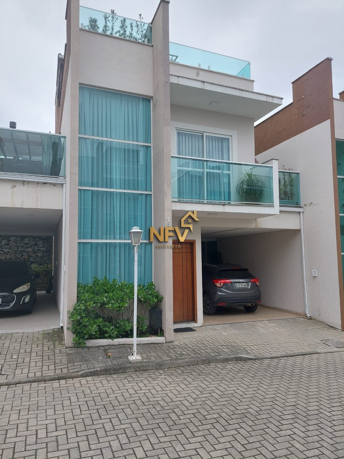 Sobrado em São José - Forquilhinha